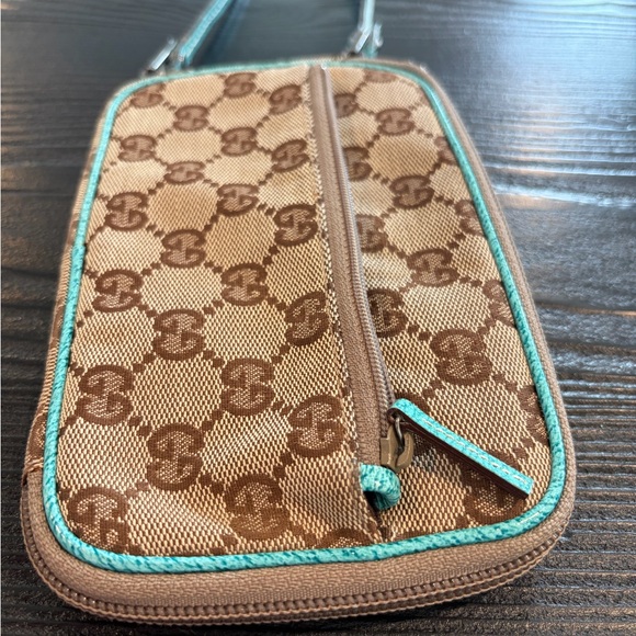 Gucci Beige GG Patterned teal leather Crossbody Bag - Picture 9 of 14